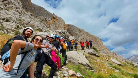 45 Sporcu Kemaliye Zirvesinde Buluştu