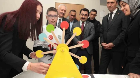 Bayburt'ta Özel Öğrencilerin Bilim Fuarı