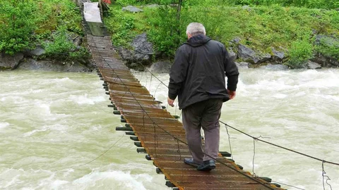 Giresun'da Tehlikeli Köprü Sorunu