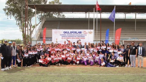 Aydın'da Softbol Türkiye Birinciliği Tamamlandı