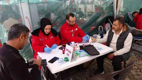Şahinbey'de Kan Bağışı Kampanyası Yoğun İlgi Görüyor