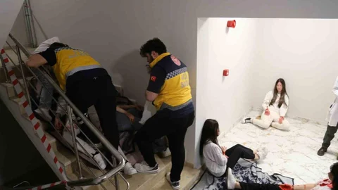 Avrasya Üniversitesi'nde Acil Yardım Tatbikatı Yapıldı