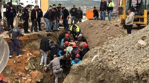 Elazığ'da Kanalizasyon Çalışması Kazası