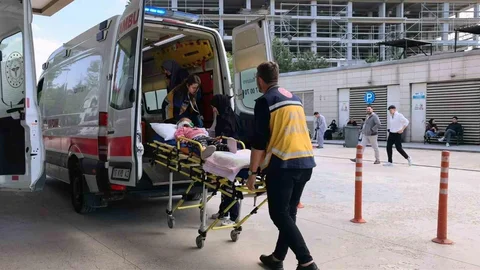 Bursa'da Balkonda Mermer Düşmesi Olayı