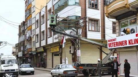 Diyarbakır'da Fırtına Mesaisi