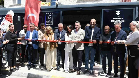 Kuşadası'nda Kent Lokantası Açıldı
