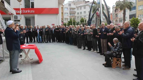 Türkeli'de Hacı Adaylarına Duygusal Uğurlama