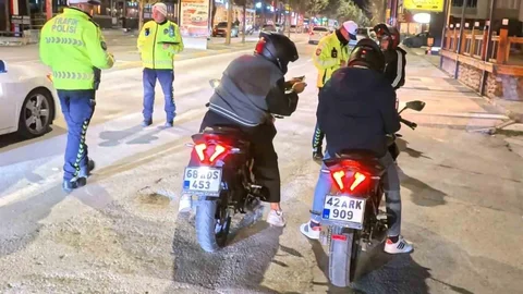 Aksaray'da Motosiklet Denetimleri Artıyor