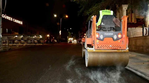 Siirt'te Asfalt Çalışmaları Devam Ediyor
