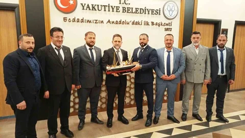 Emre Akoğan'dan Başkan Uçar'a Ziyaret