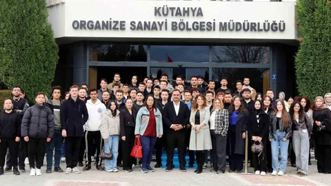 Kütahya'da Kariyer Gelişimi Semineri Düzenlendi