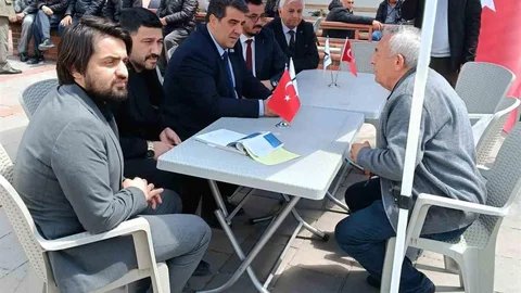 Anahtar Parti Kırşehir'de İlçe Temasları Yapıyor