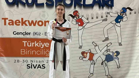 Aydın'da Tekvando Şampiyonu Özfidan