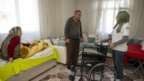 Mersin’de Engellilere Destek Hizmetleri Sürüyor