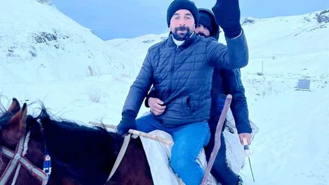 Artvin'de Çığ Altında Bulunan Çoban