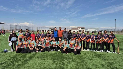 Fevzi Geyik Ortaokulu Bölge Finallerine Yükseldi