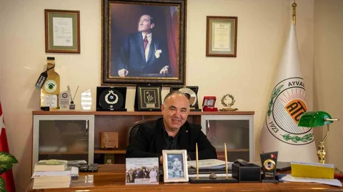 Ayvalık Bayram İçin Hazır