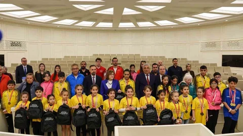 Gaziantep'te Şampiyon Sporcularla Buluşma