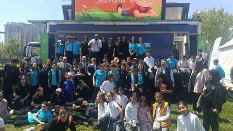 Başakşehir'de Bilim Şenliği Düzenlendi