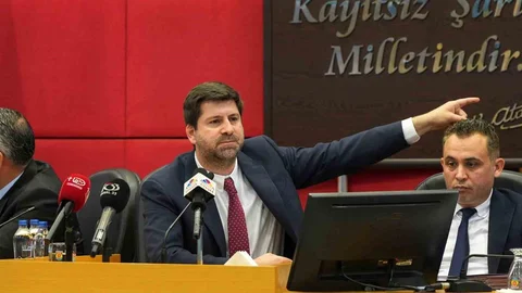Tarsus'ta Meclis Toplantısı Gerçekleşti