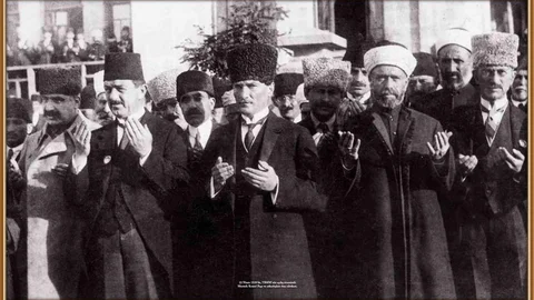 Çanakkale'de Tarihçi Dr. Atabay'ın Sergisi