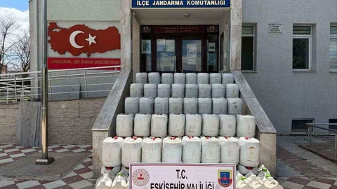 Eskişehir'de Sahte Gübre Ele Geçirildi