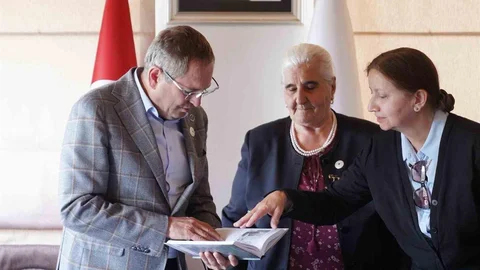 Srebrenitsa Anneleri Ayvalık'ta Buluştu