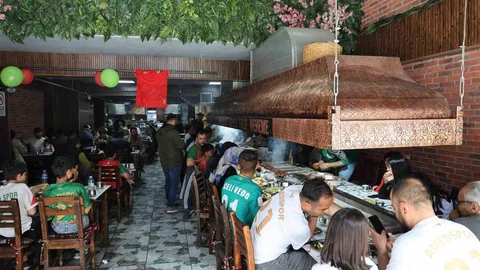 Diyarbakır'da Ciğer İkramı
