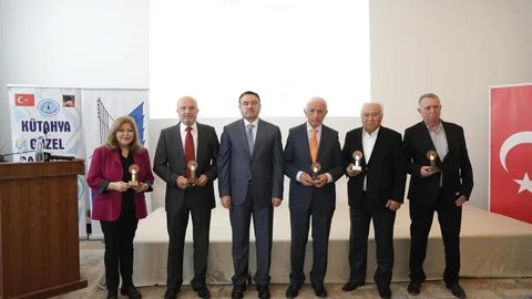 Kütahya'da Hisarlı Ahmet Sempozyumu Başladı