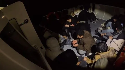 Aydın'da 20 Düzensiz Göçmen Kurtarıldı