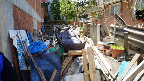 Kocaeli'de Bahçeden 12 Kamyon Atık Çıktı