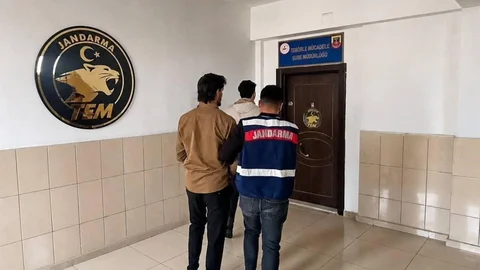 Mersin'de DEAŞ Şüphelisi Yakalandı