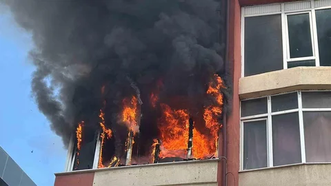 Aksaray'da Dairede Yangın Çıktı
