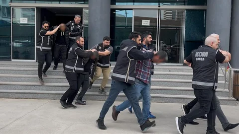 Bursa'da Tefeci Çetesi Adliyeye Sevk Edildi