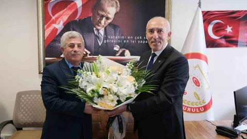 Kayseri'de KESOB Başkanı Odakır Mazbatasını Aldı