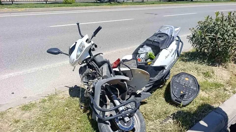 İki Motosiklet Çarpıştı: 2 Yaralı