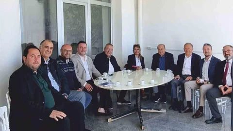 Kuşadası'nda Turizm Toplantısı Yapıldı