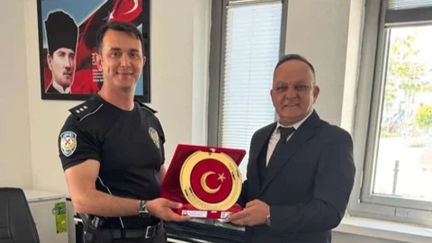 Mersin'de Duygusal Veda Töreni