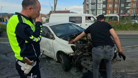 Düzce'de Otomobil Kazası Meydana Geldi
