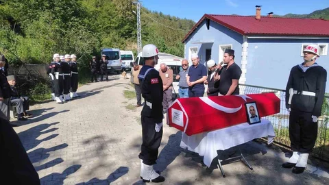 Bartın'da Kıbrıs Gazisi Uğurlandı