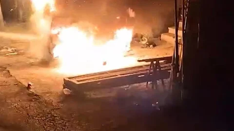 Kırıkkale'de Park Halindeki Araç Yandı