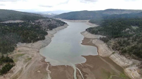 Kastamonu'da Baraj Gölü Kurudu