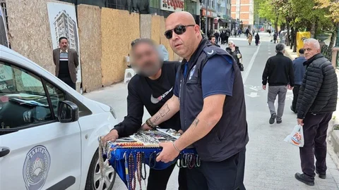 Eskişehir'de Seyyar Satıcı ile Zabıta Tartışması