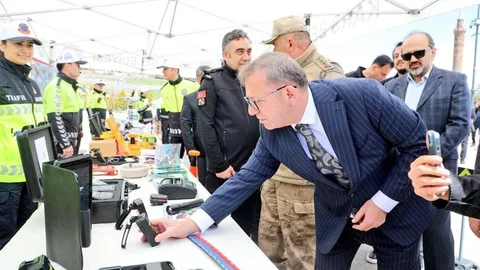 Kars'ta Trafik Haftası Etkinlikleri Gerçekleşti