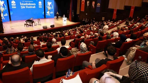 Sultanbeyli'de Şiir Festivali Tamamlandı
