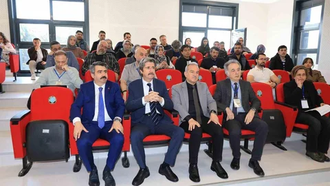 Bursa'da Askeri Tarih Çalıştayı Tamamlandı