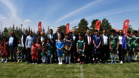 Karaman'da Çocuklar Futbol Turnuvasında Buluştu