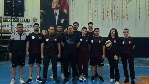 Şehit Öğretmen Anısına Voleybol Turnuvası