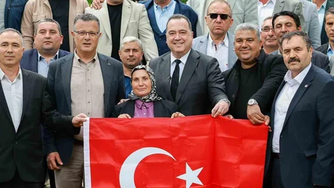 Alaşehir’de Muhtarlarla Toplantı Yapıldı