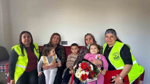 Tarsus’ta Şehit Annelerine Anlamlı Jest